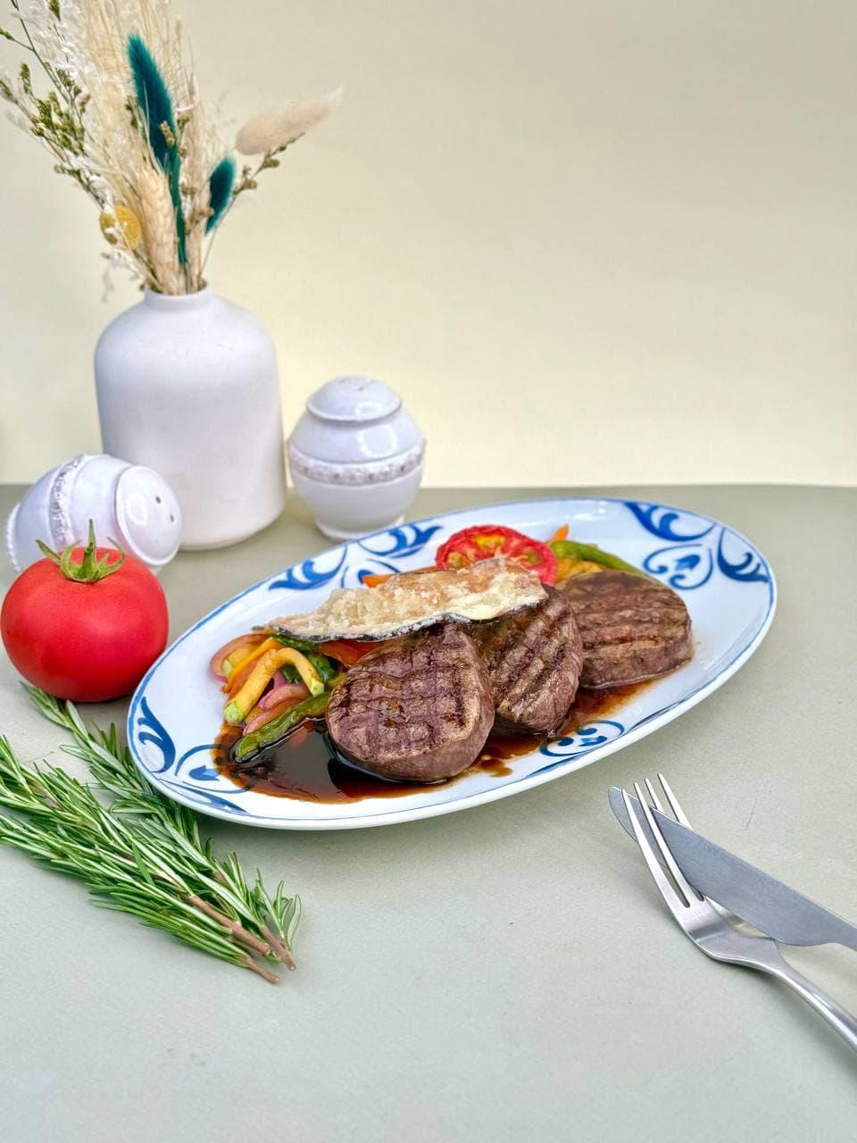 Фирменный стейк